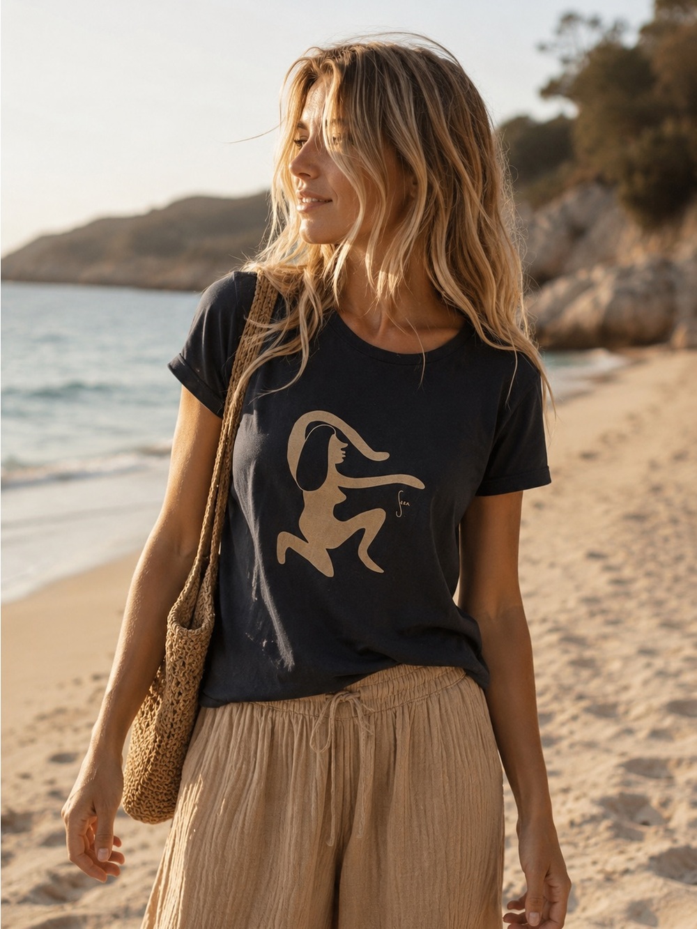 Seea black logo t shirt